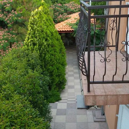 Apartment Eden *
